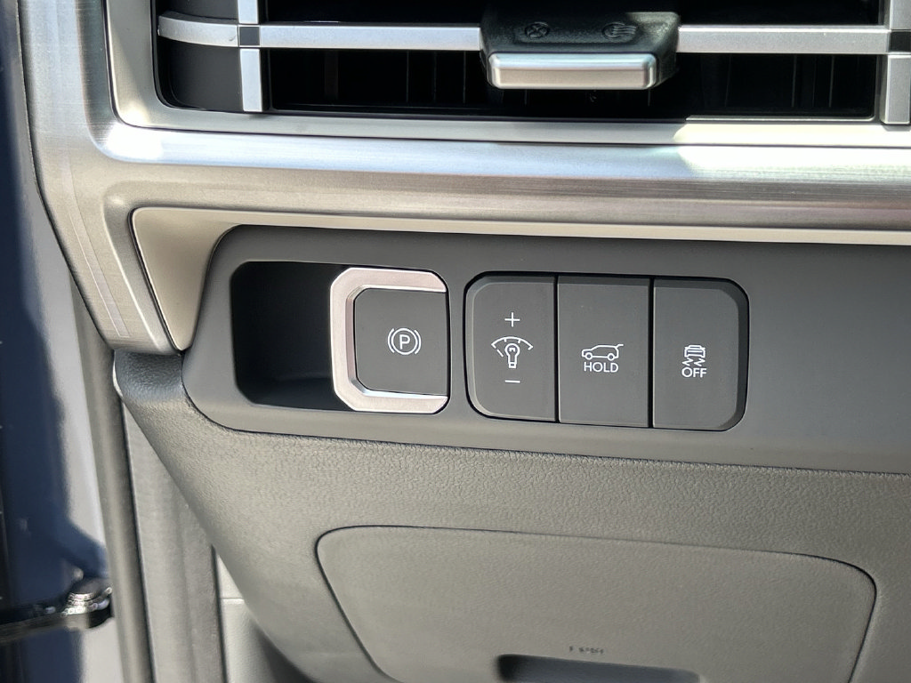 New 2026 Hyundai Santa Fe Calligraphy FWD image 30