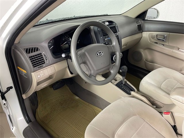 Used 2009 Kia Spectra EX image 3
