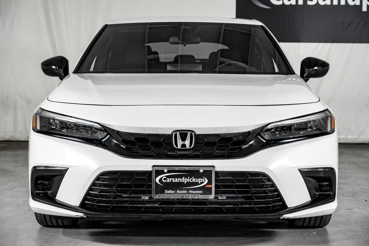 Used 2023 Honda Civic Sport image 3