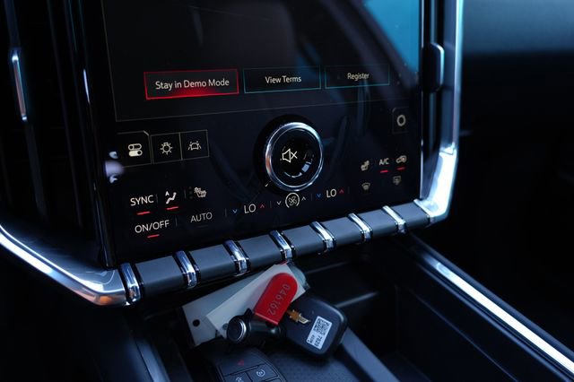 New 2026 GMC Acadia Elevation w/ Elevation Premium Package AWD/4WD image 17