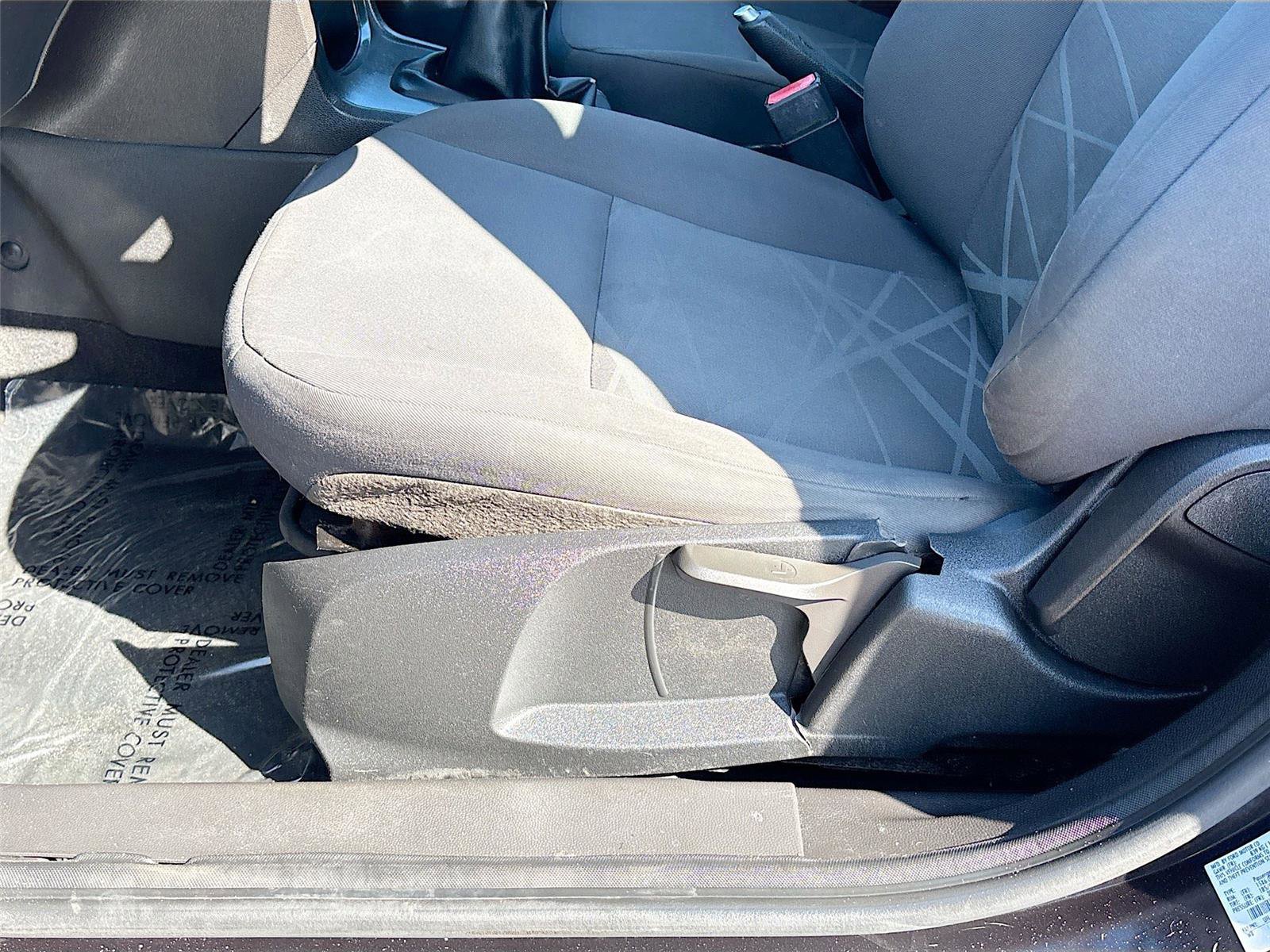 Used 2015 Ford Fiesta S image 17