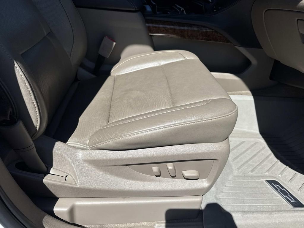 Used 2019 Chevrolet Tahoe Premier image 12