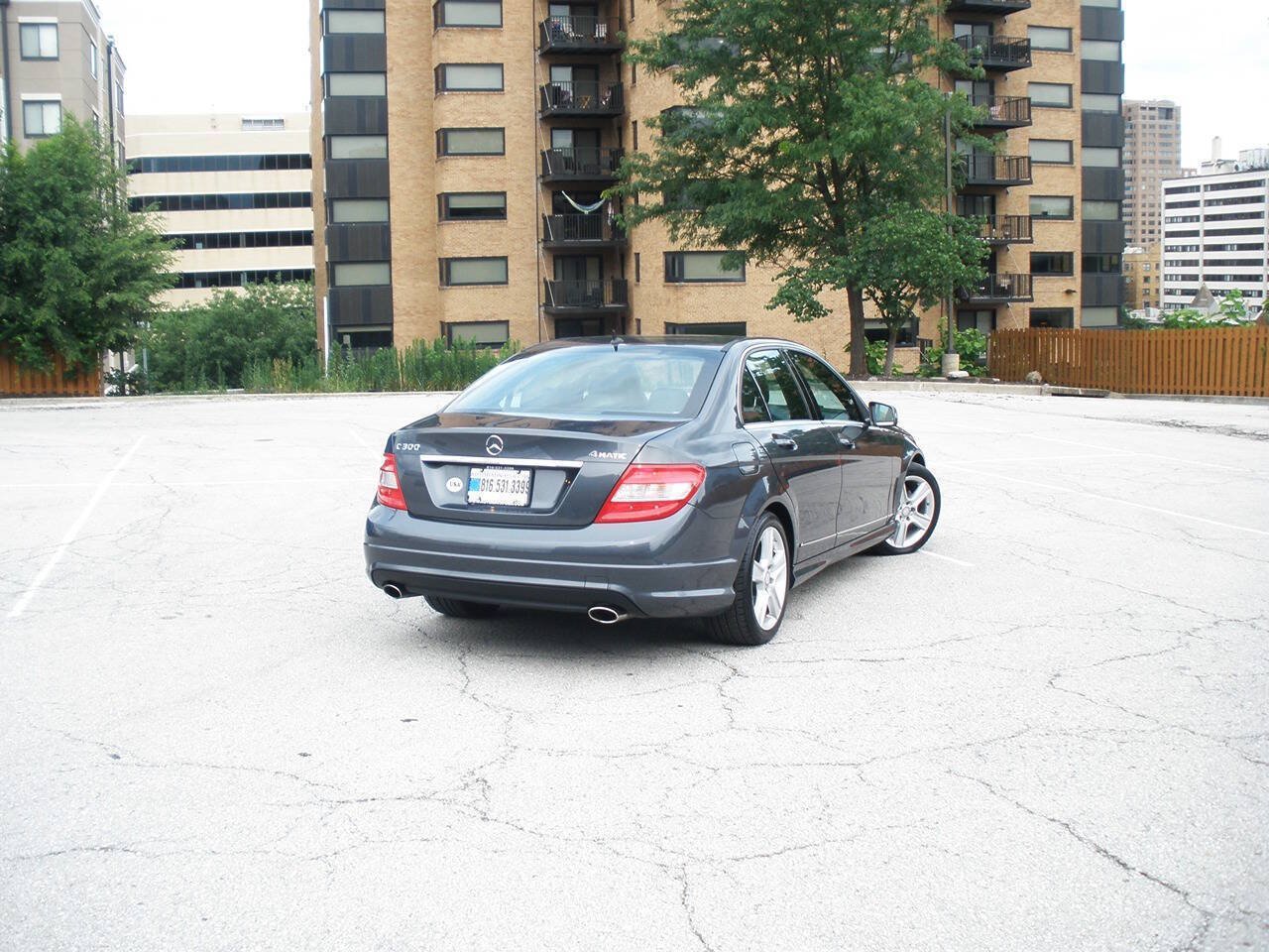Used 2010 Mercedes-Benz C 300 4MATIC Sedan image 17