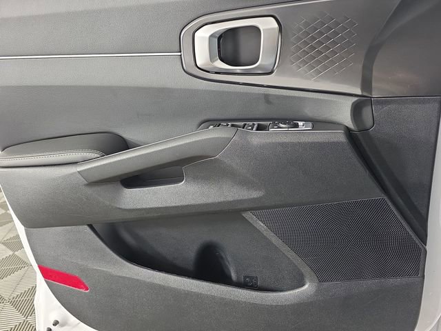Used 2025 Kia Sorento S image 33