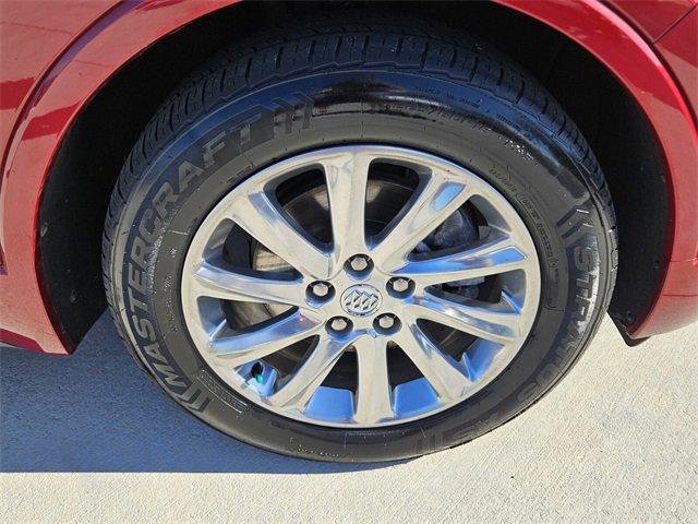 Used 2020 Buick Envision Essence w/ LPO, Cargo Package image 16