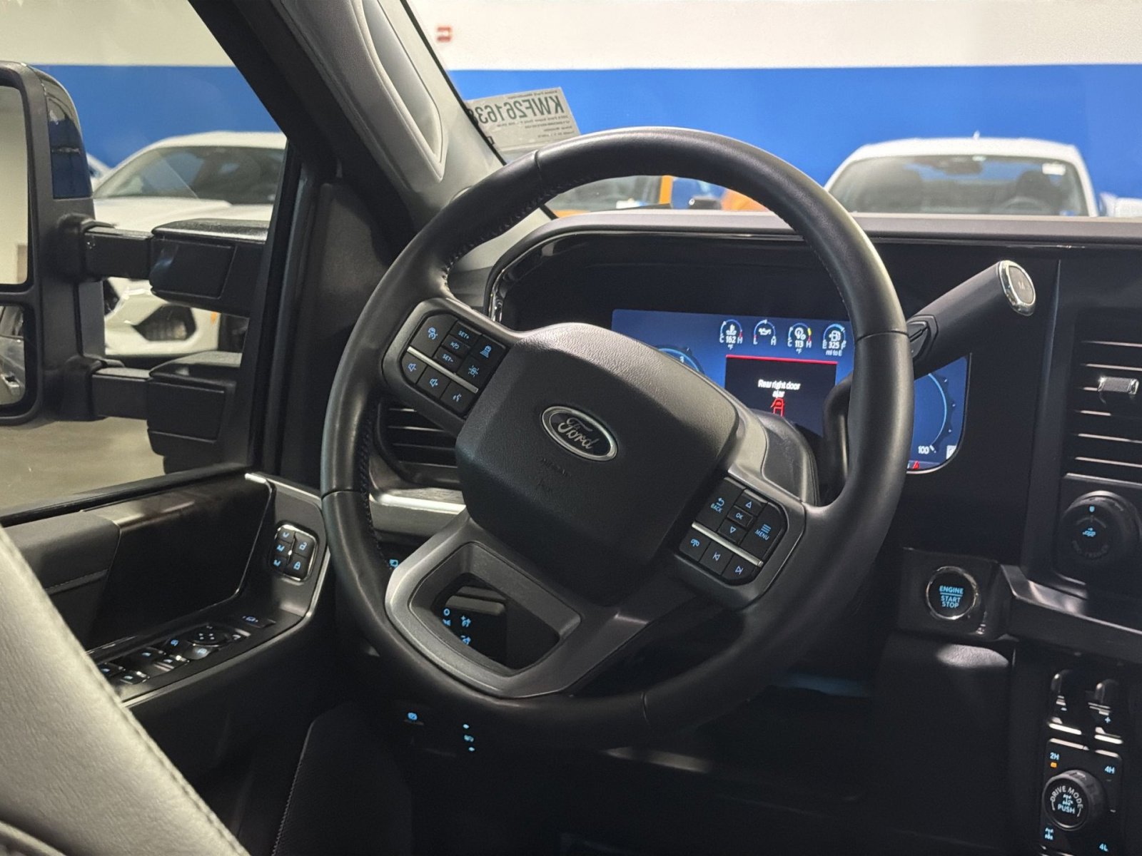 Used 2024 Ford F350 Lariat w/ Lariat Ultimate Package AWD/4WD image 29