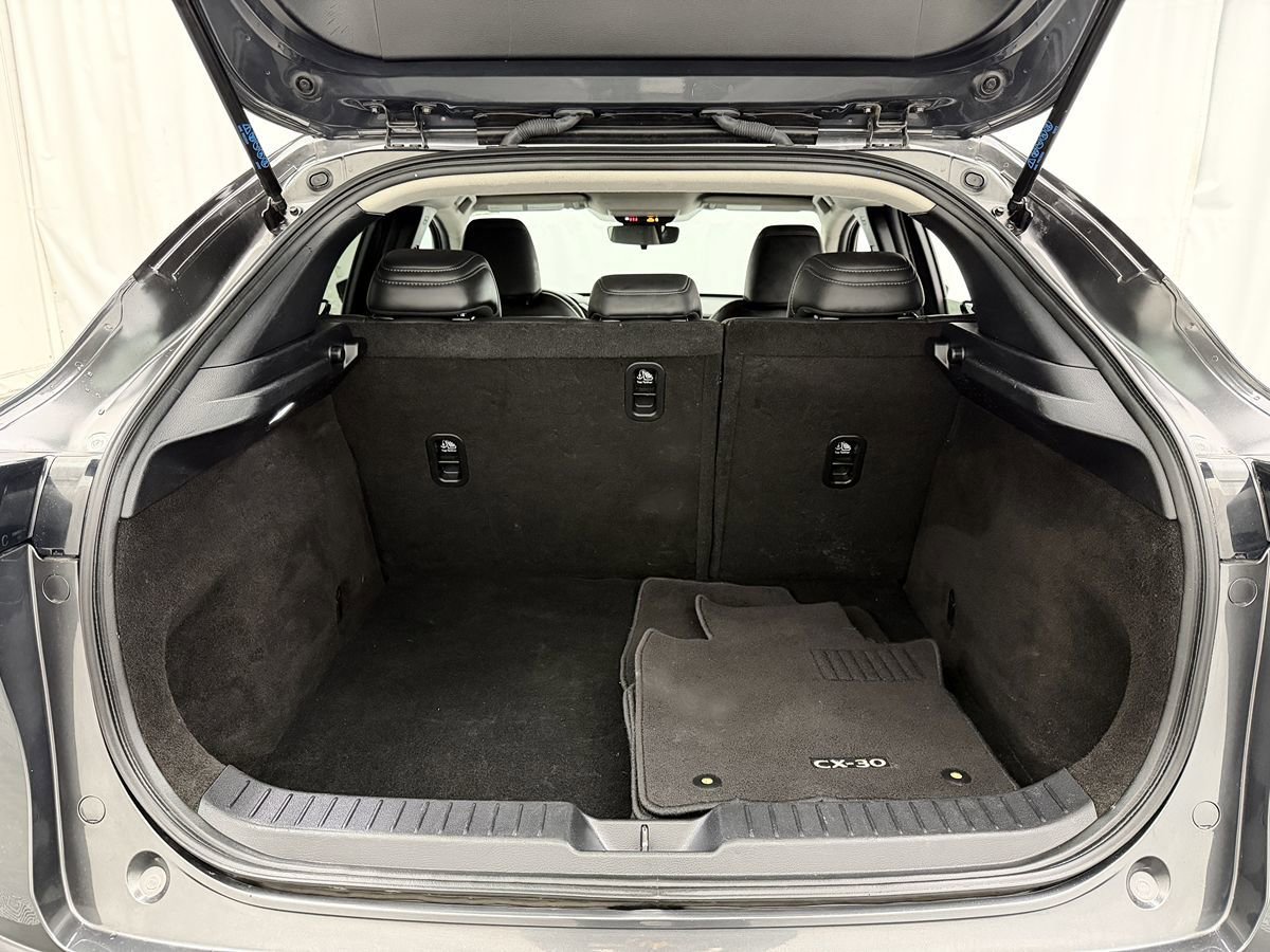 Used 2023 MAZDA CX-30 AWD 2.5 S w/ Select Package image 31