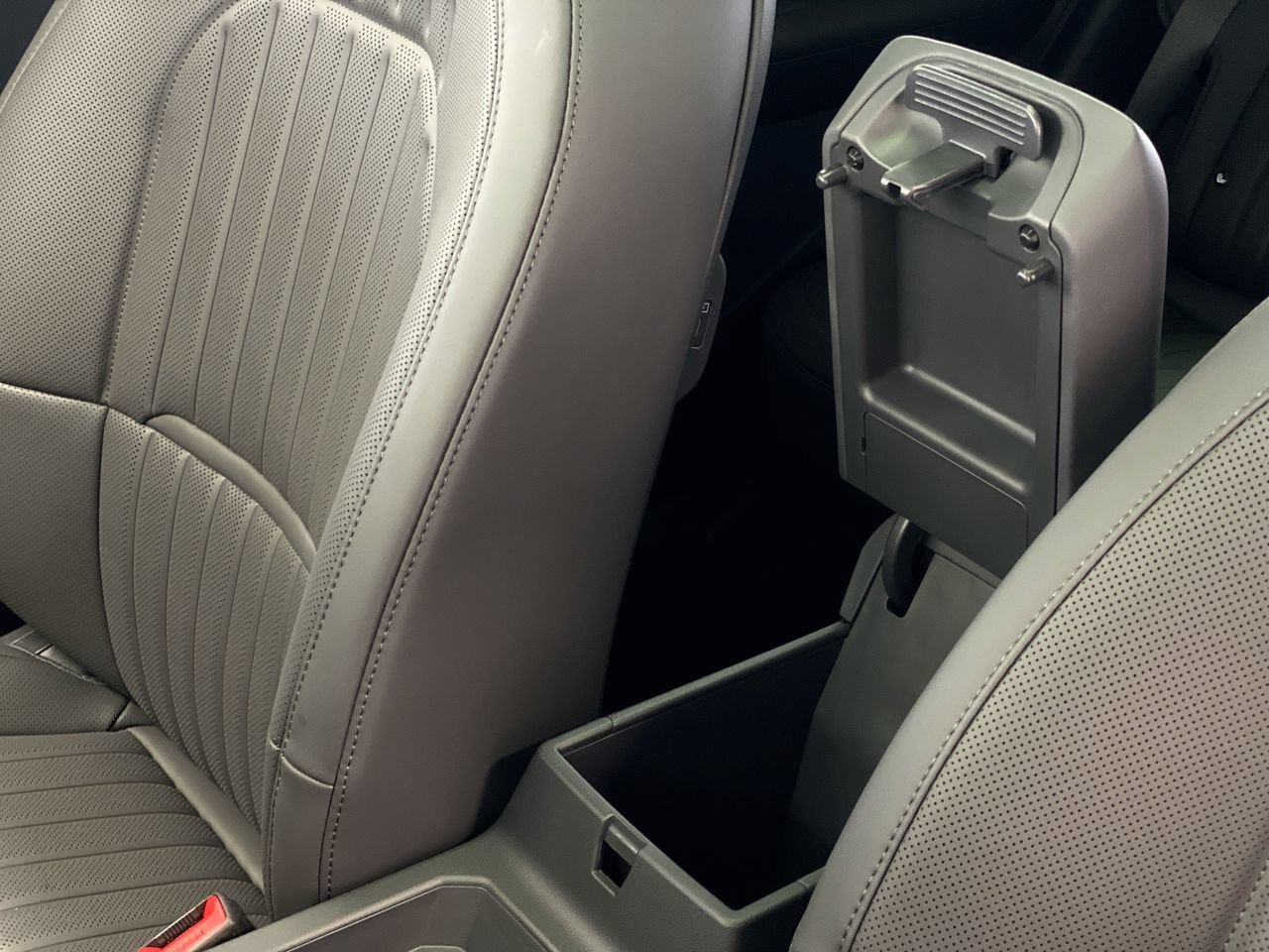 New 2027 Kia Seltos X-Line S w/ X-Line S Premium Package AWD/4WD image 28
