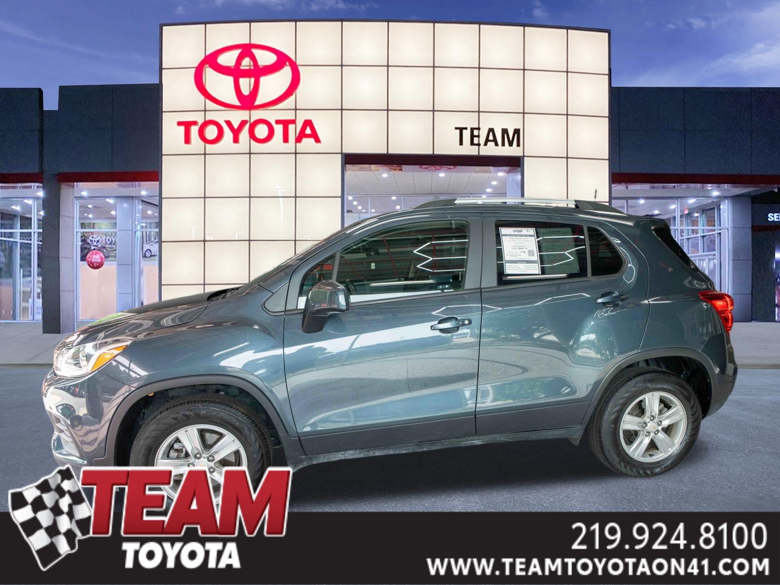 Used 2022 Chevrolet Trax LT w/ LT Convenience Package