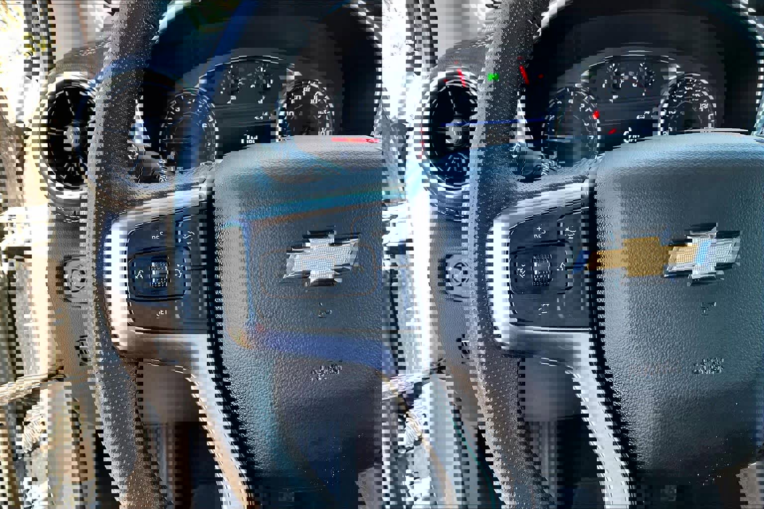 Used 2025 Chevrolet Blazer LT image 23