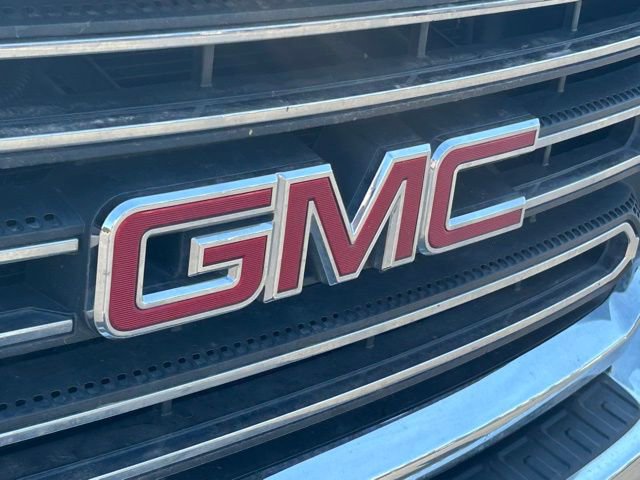 Used 2019 GMC Sierra 2500 SLT w/ Duramax Plus Package AWD/4WD image 11