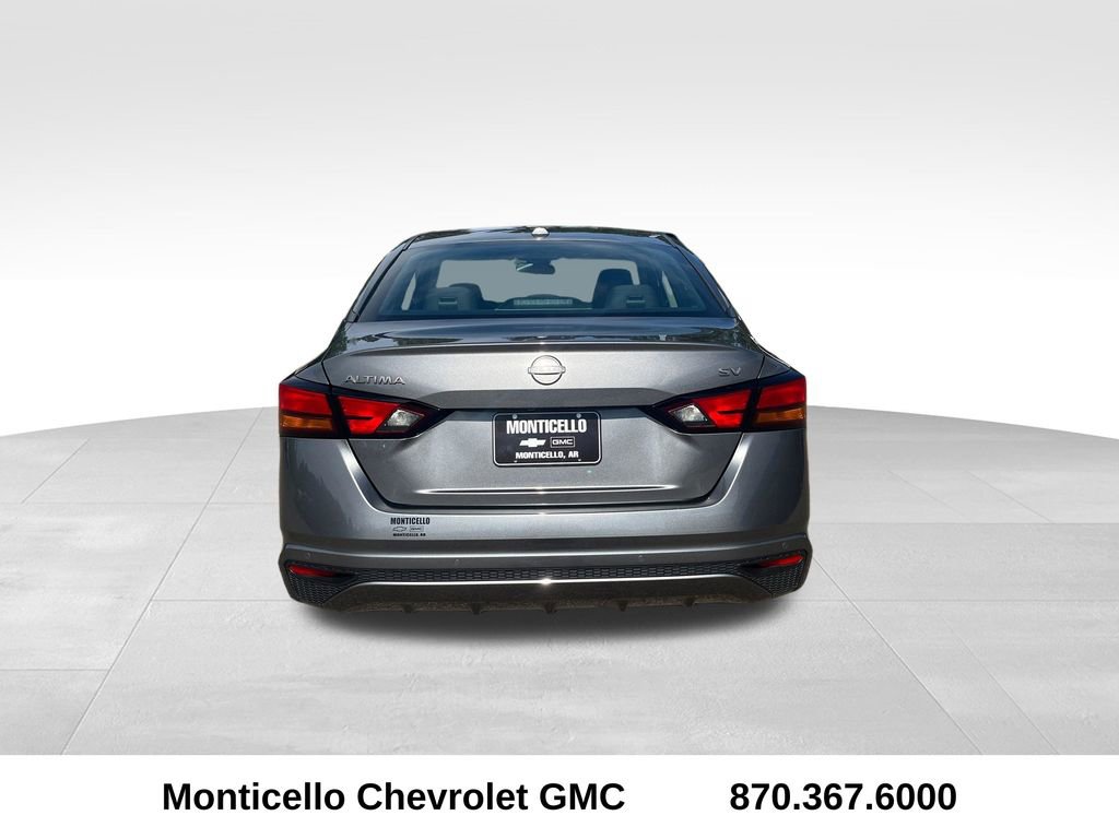 Used 2024 Nissan Altima 2.5 SV image 4