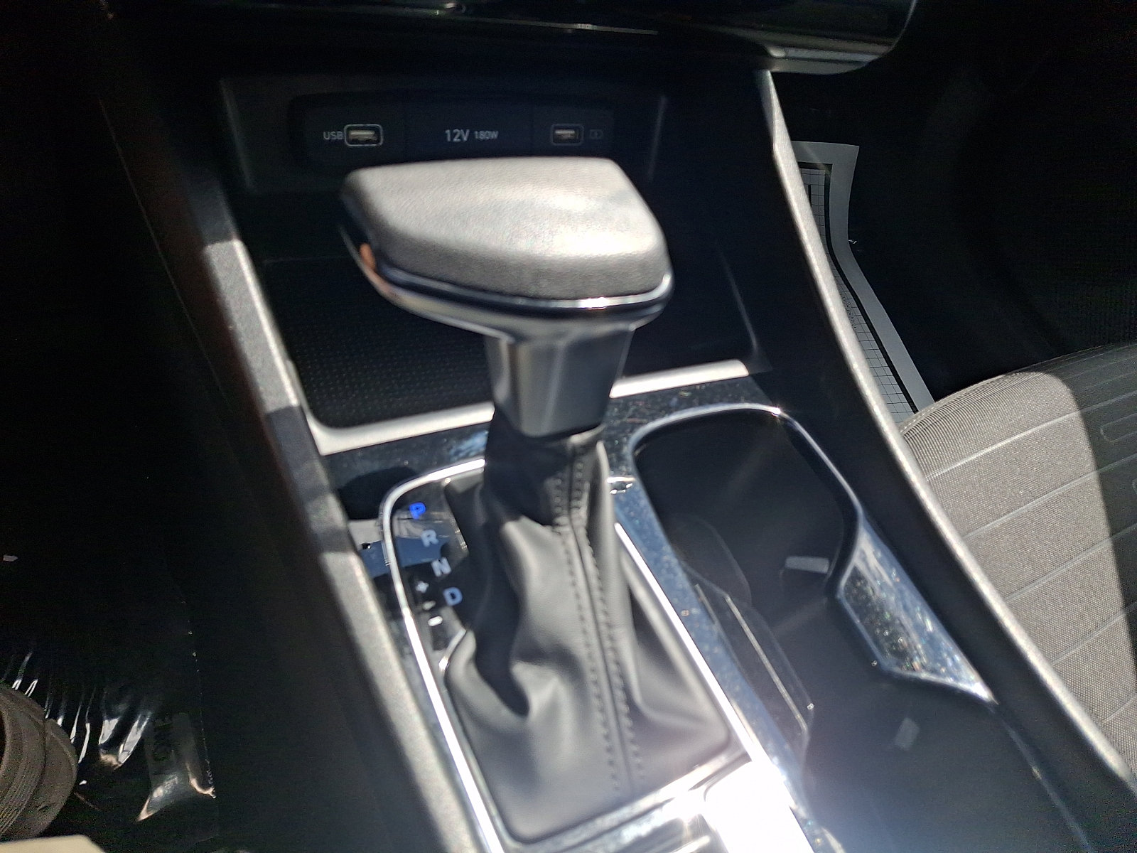 Used 2024 Hyundai Santa Cruz SEL AWD/4WD image 14