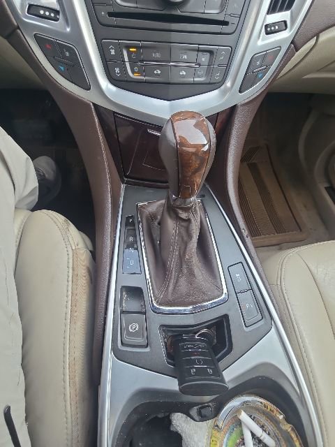 Used 2010 Cadillac SRX Luxury AWD/4WD image 26