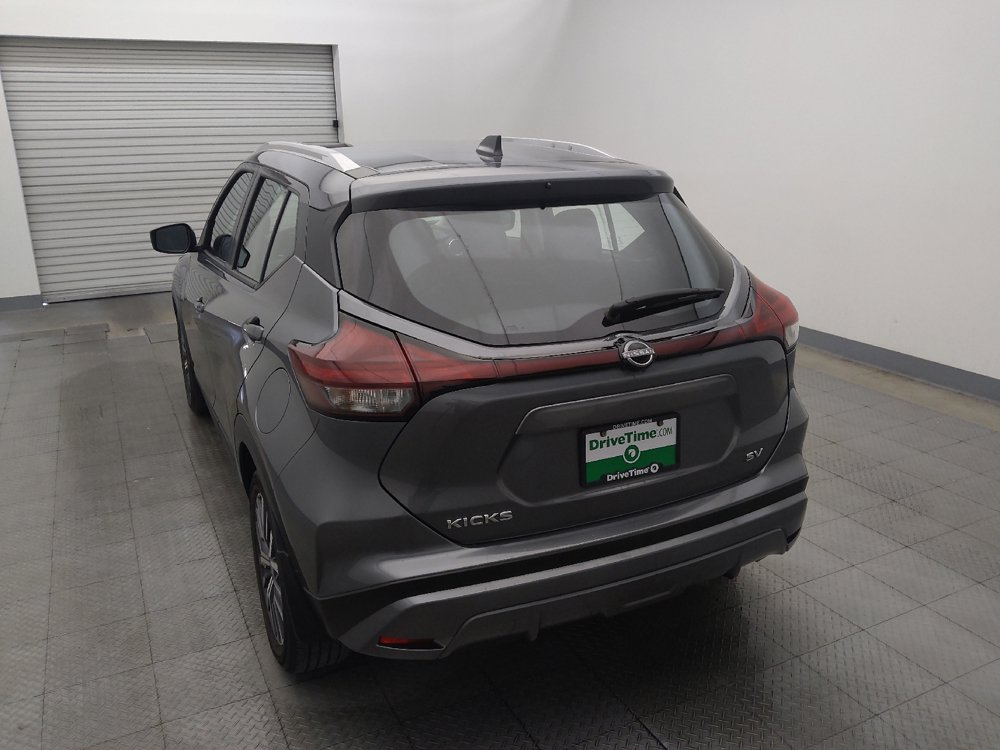 Used 2023 Nissan Kicks SV FWD image 6