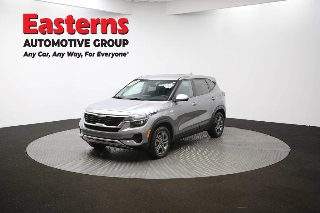 Used 2023 Kia Seltos LX image 65