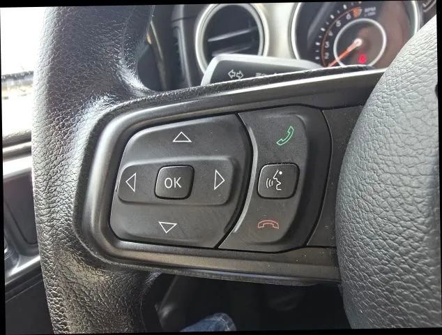 Used 2021 Jeep Wrangler Sport image 11