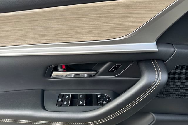 New 2025 MAZDA CX-90 Plug-In Hybrid w/ Preferred image 11