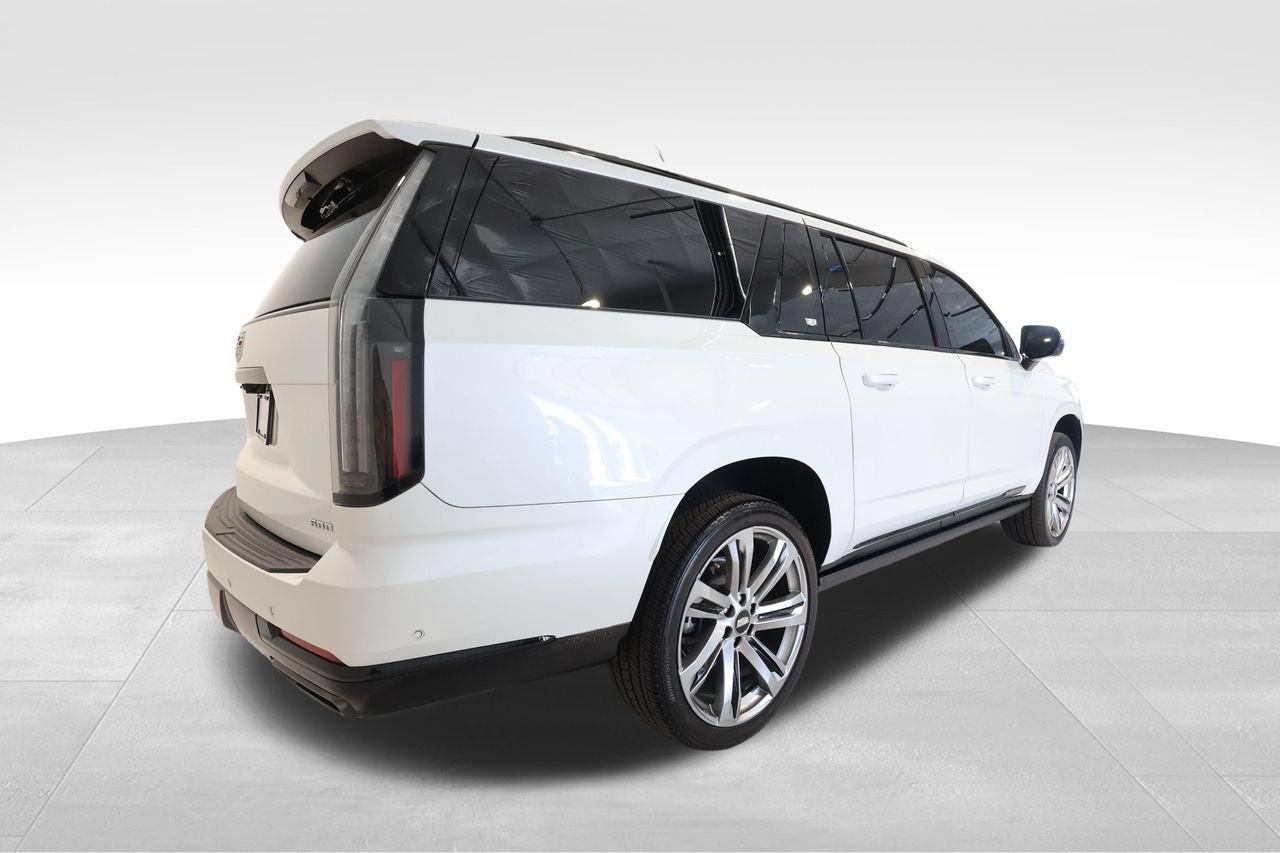Used 2025 Cadillac Escalade ESV Sport w/ Touring Package AWD/4WD image 4
