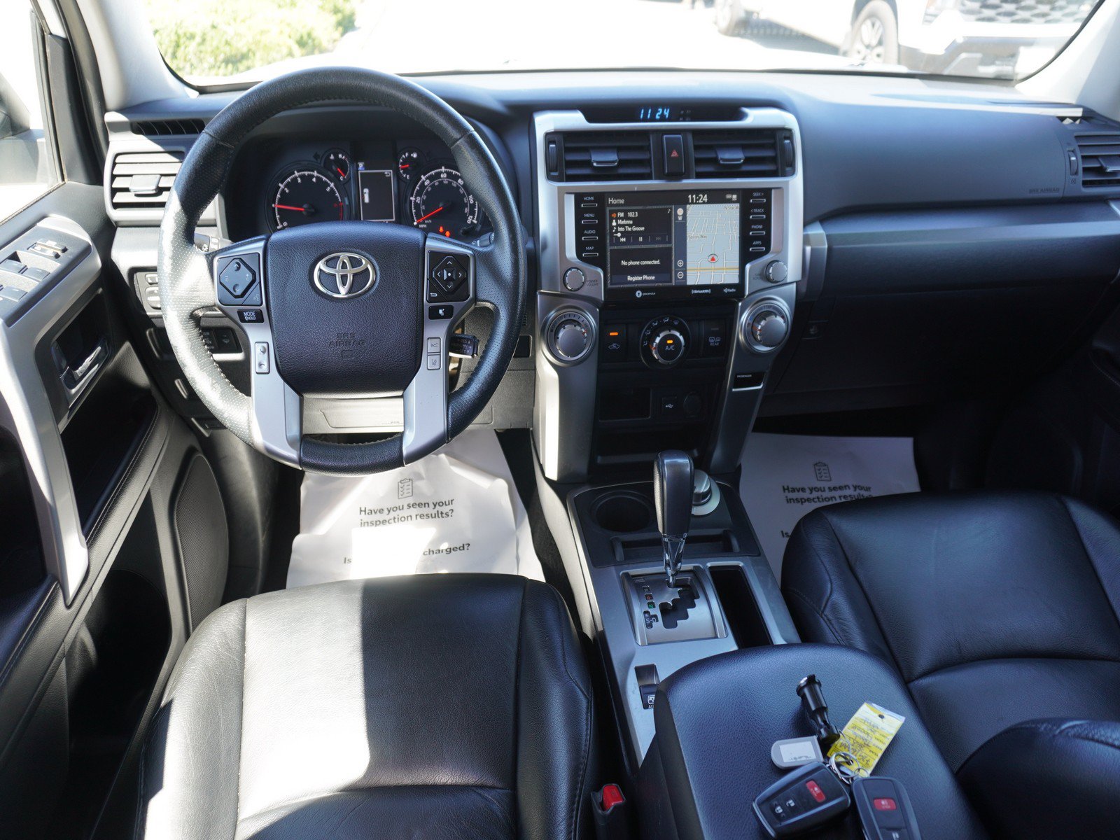 Used 2023 Toyota 4Runner SR5 AWD/4WD image 2