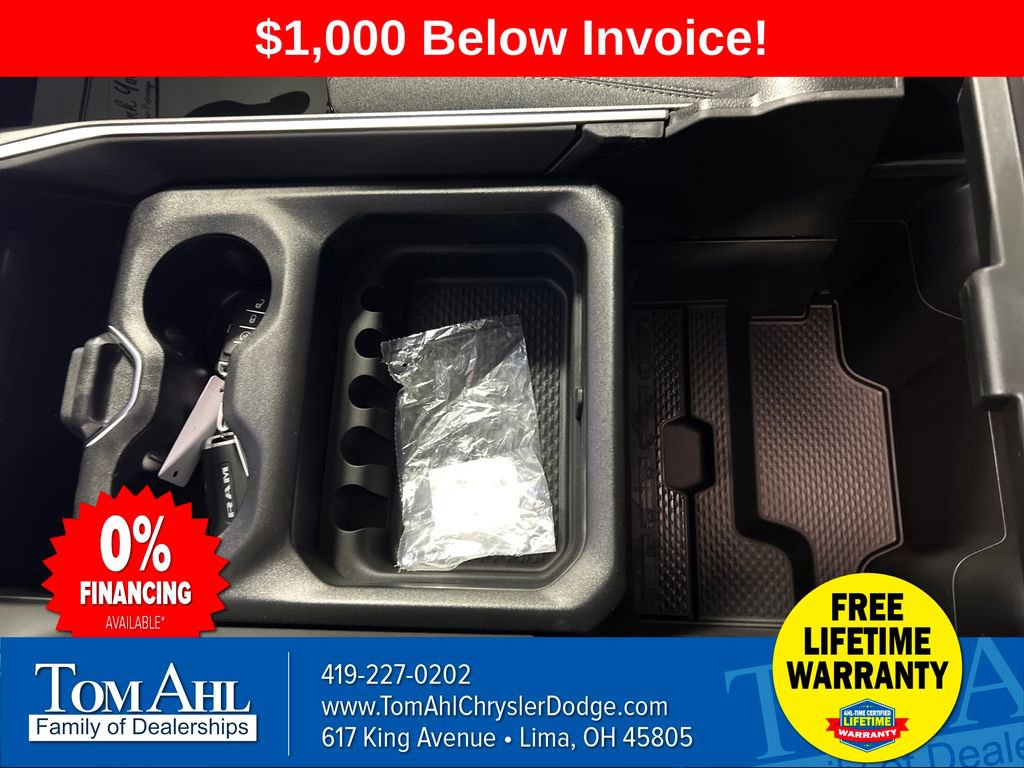 New 2026 RAM 1500 4x4 Crew Cab image 19