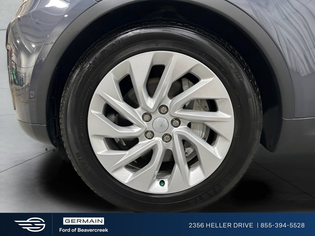 Used 2025 Land Rover Discovery S AWD/4WD image 29