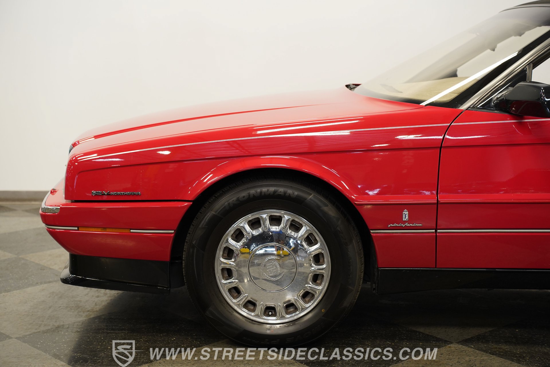 Used 1993 Cadillac Allante FWD image 24