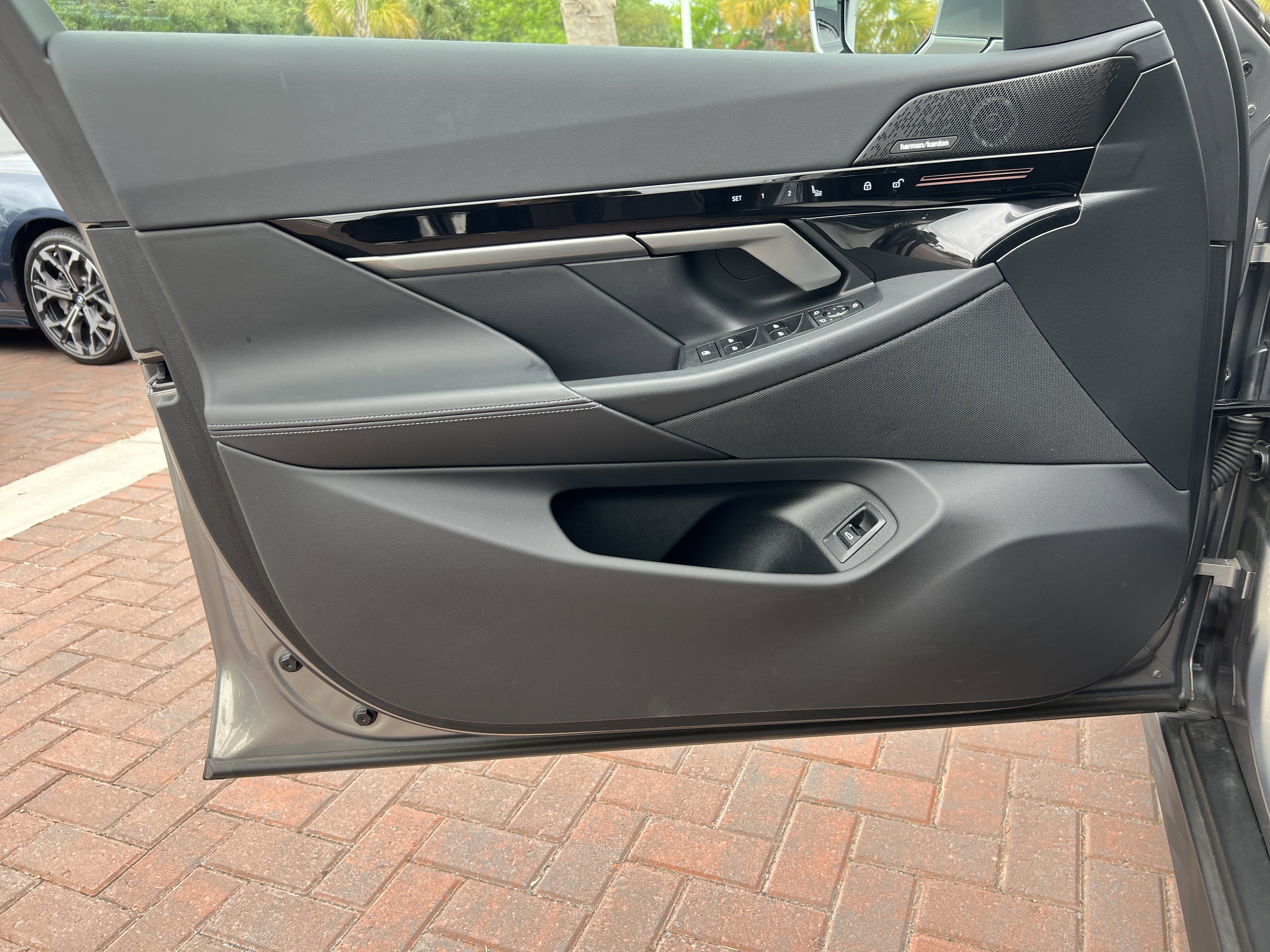 Certified 2025 BMW 530i RWD image 14