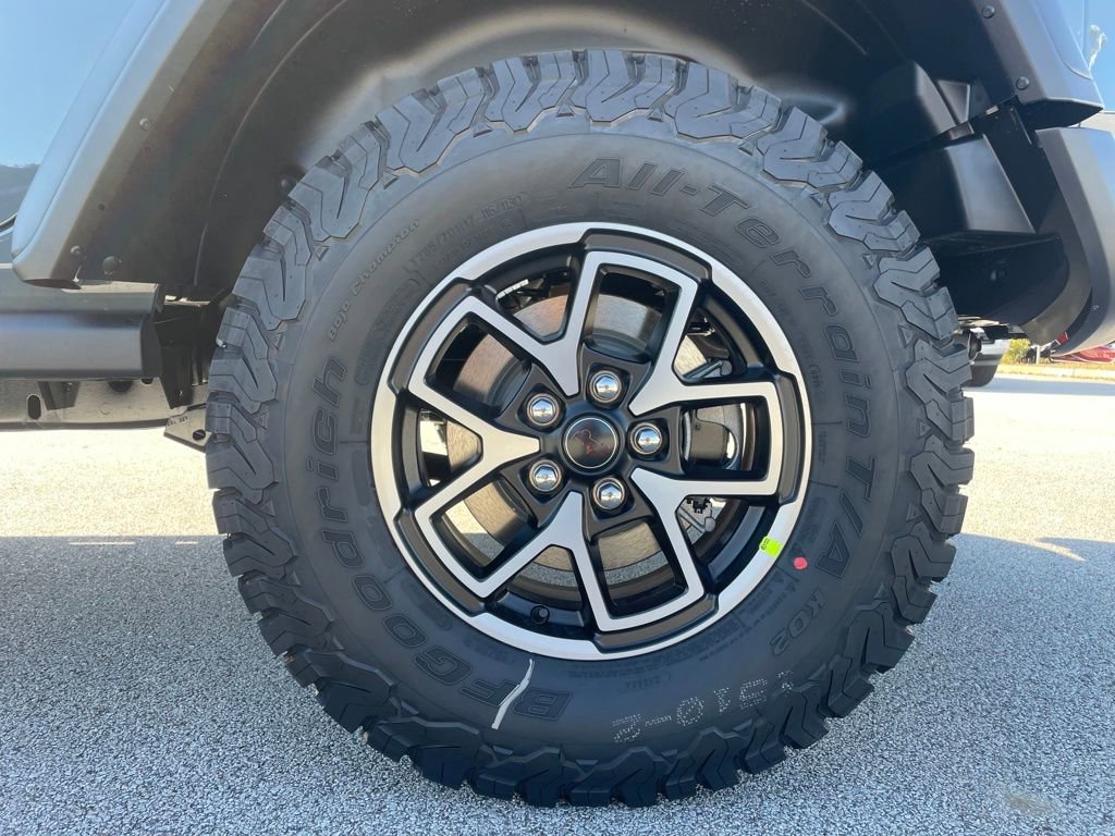 New 2026 Jeep Wrangler Unlimited Rubicon w/ Safety Group AWD/4WD image 9