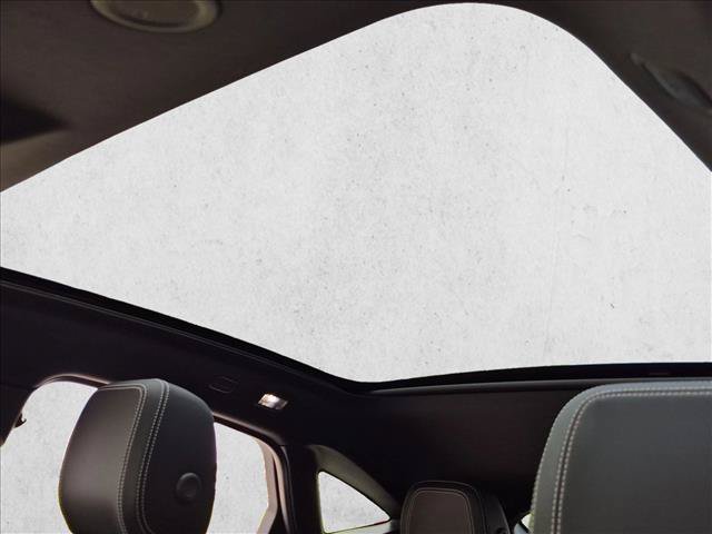 Certified 2024 Jaguar E-PACE R-Dynamic SE AWD/4WD image 14