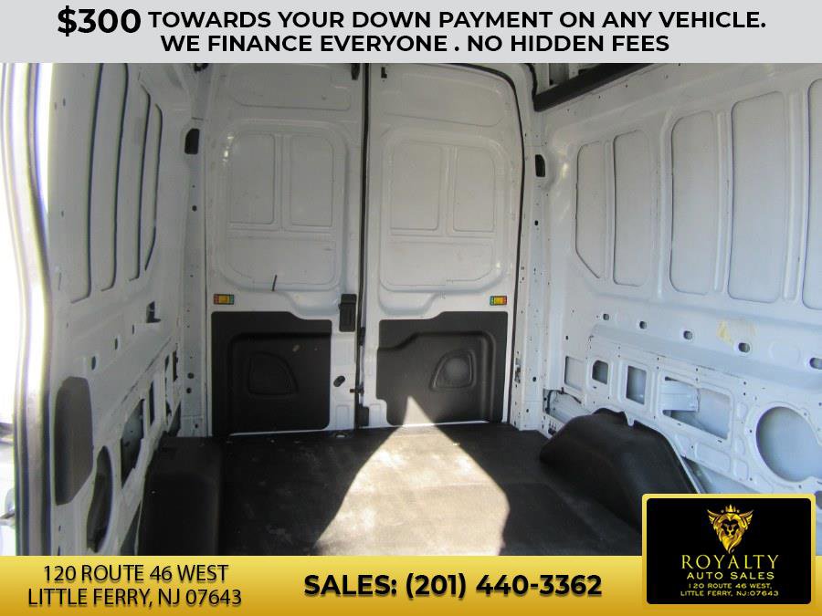Used 2022 Ford Transit 350 148 High Roof AWD image 35