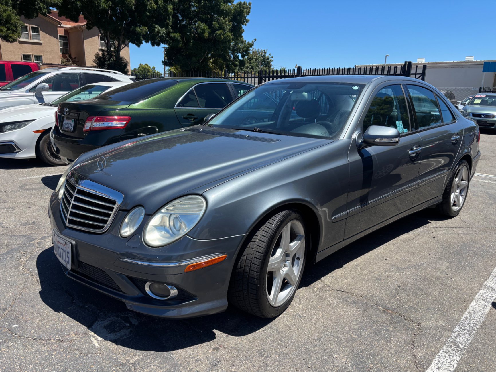 Used 2009 Mercedes-Benz E 350 Sedan image 1