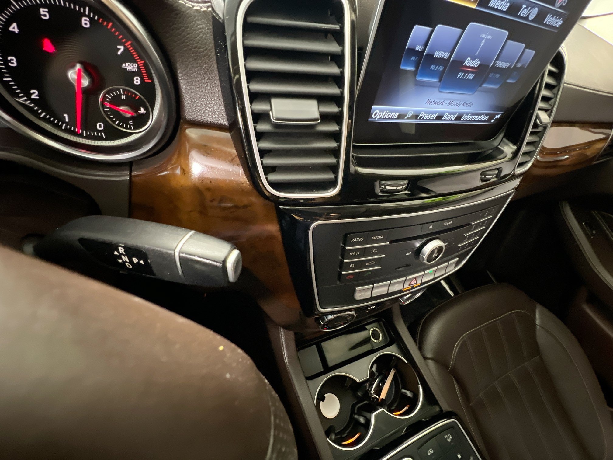 Used 2019 Mercedes-Benz GLS 450 4MATIC image 25