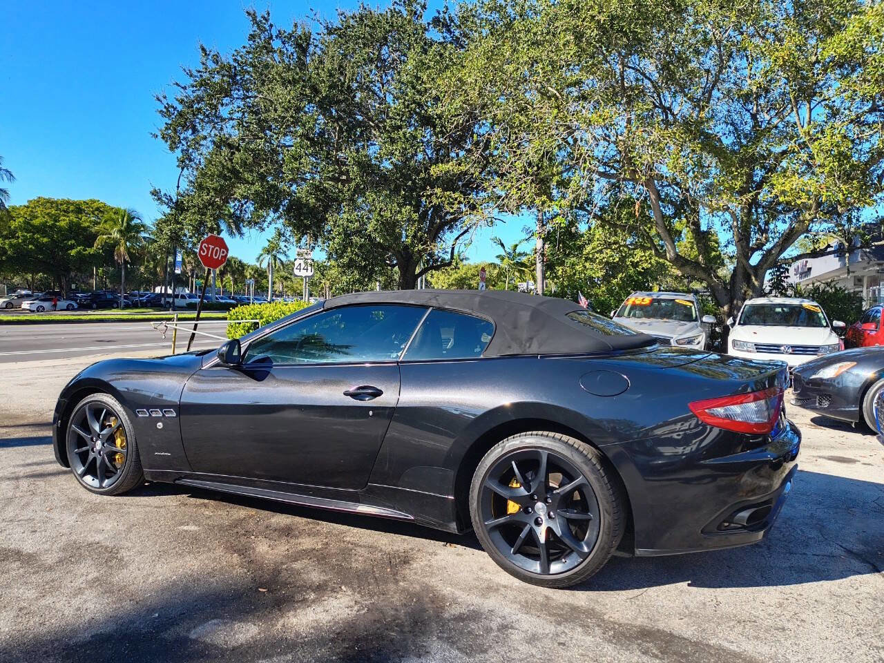 Used 2015 Maserati GranTurismo Sport RWD image 6