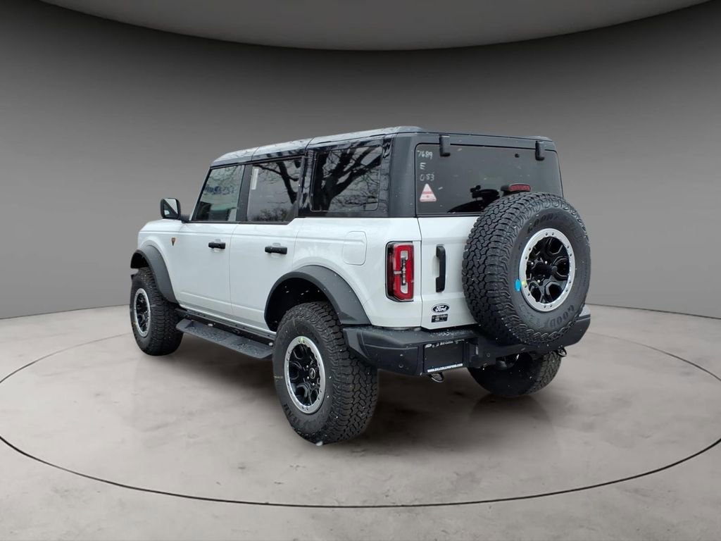 New 2026 Ford Bronco Badlands image 3