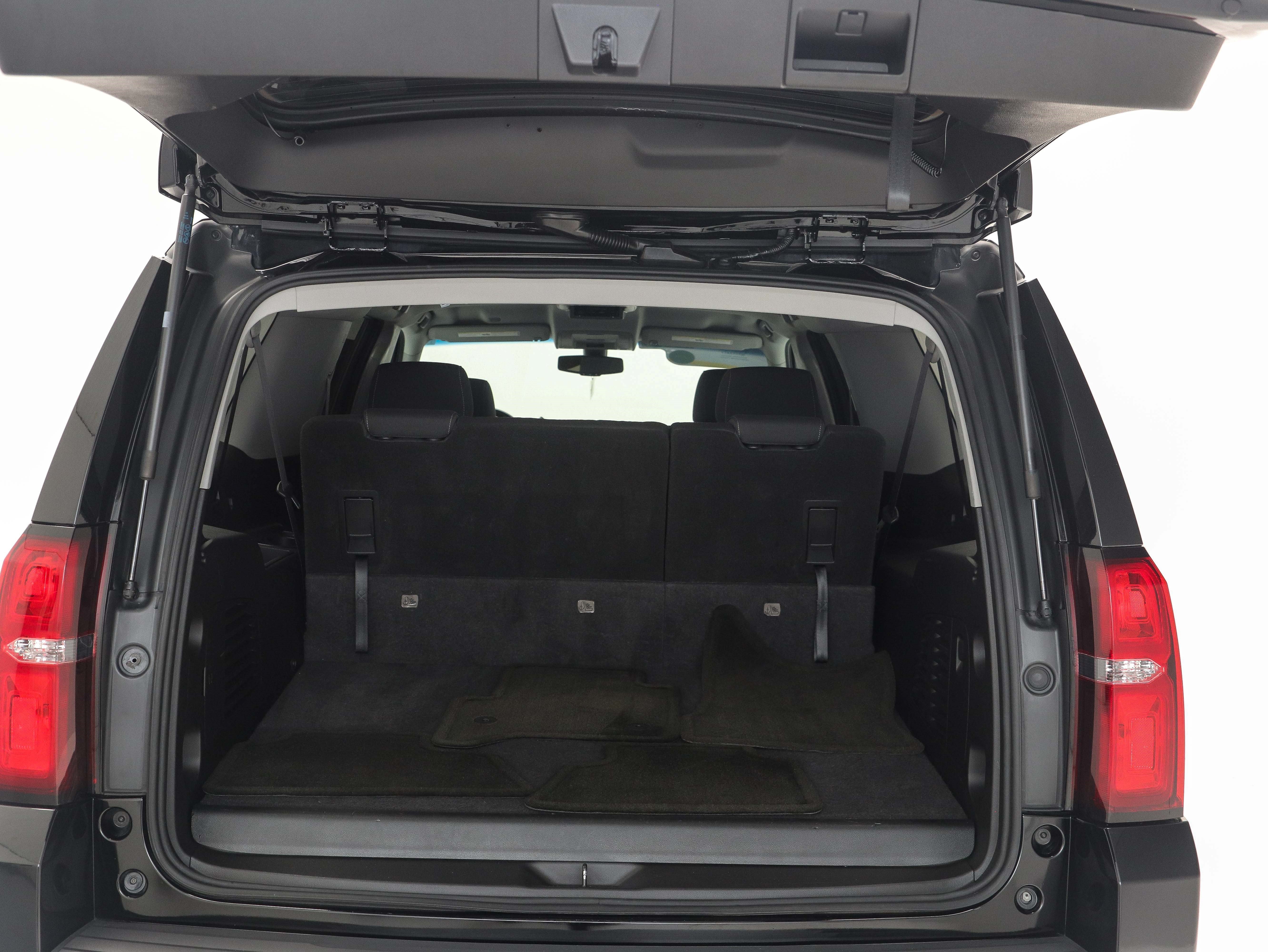 Used 2016 Chevrolet Suburban LS AWD/4WD image 11