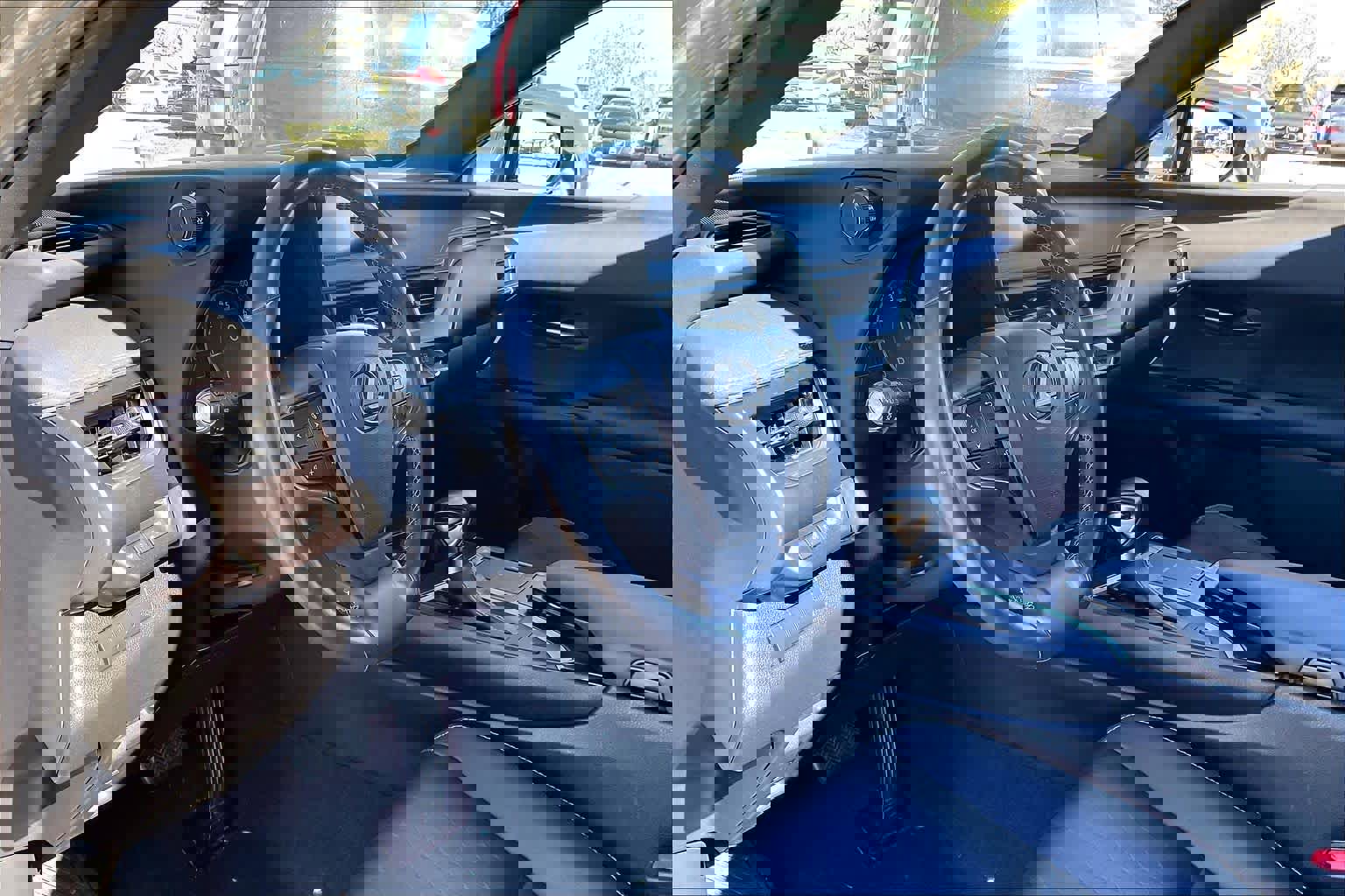 Used 2020 Lexus UX 200 w/ Accessory Package 2 image 15