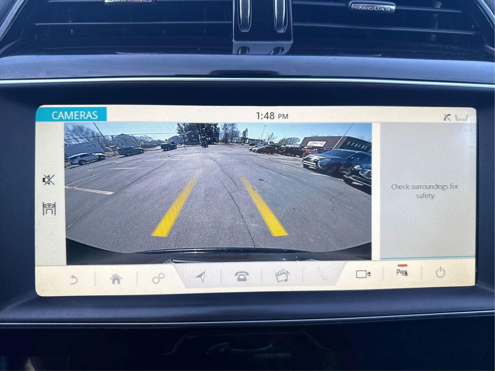 Used 2019 Jaguar F-PACE Prestige image 33