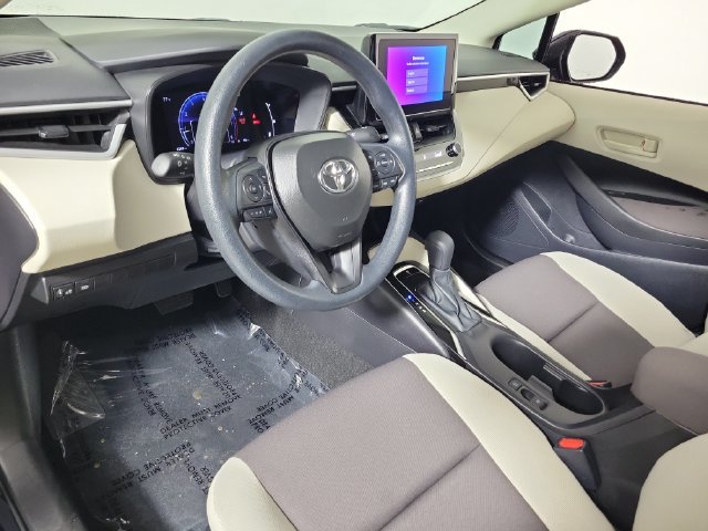Used 2026 Toyota Corolla LE FWD image 18