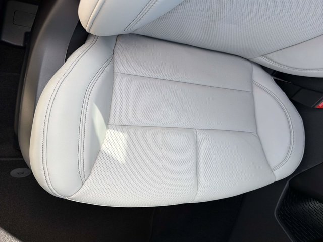 New 2027 Lincoln Aviator Reserve w/ Jet Appearance Package RWD image 17