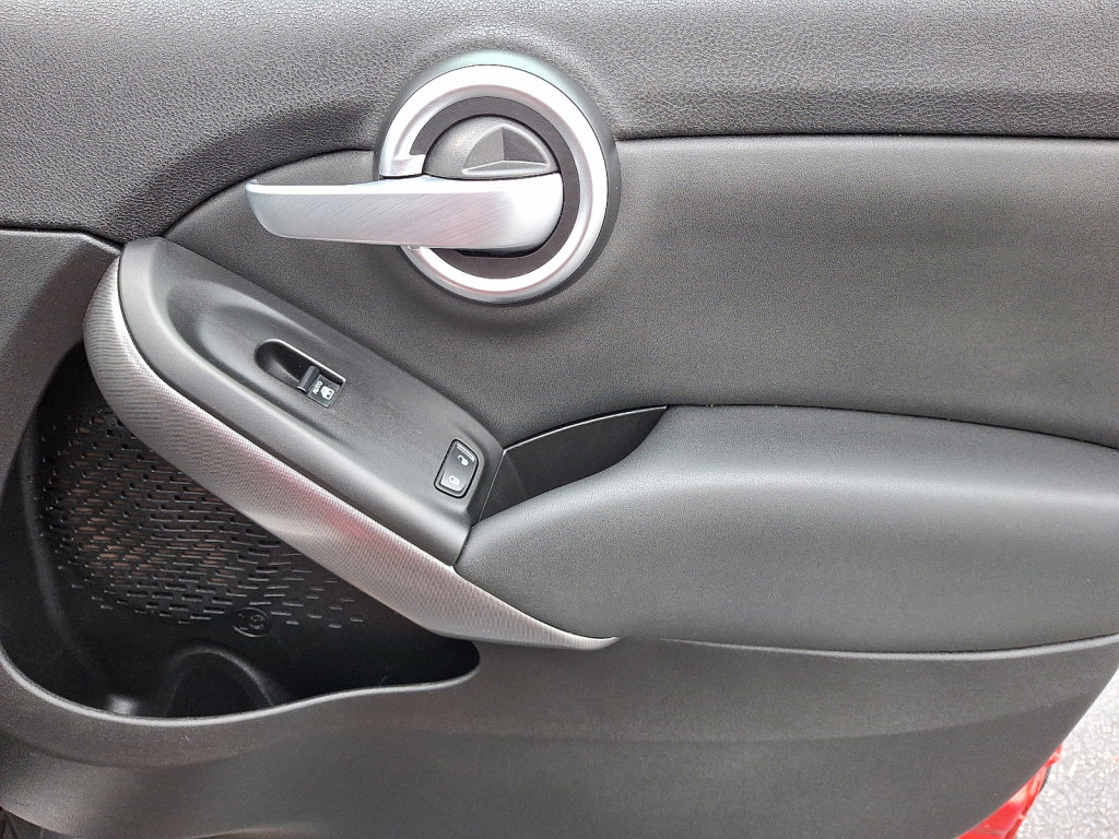 Used 2017 FIAT 500X Pop w/ Pop Popular Equipment Package image 10