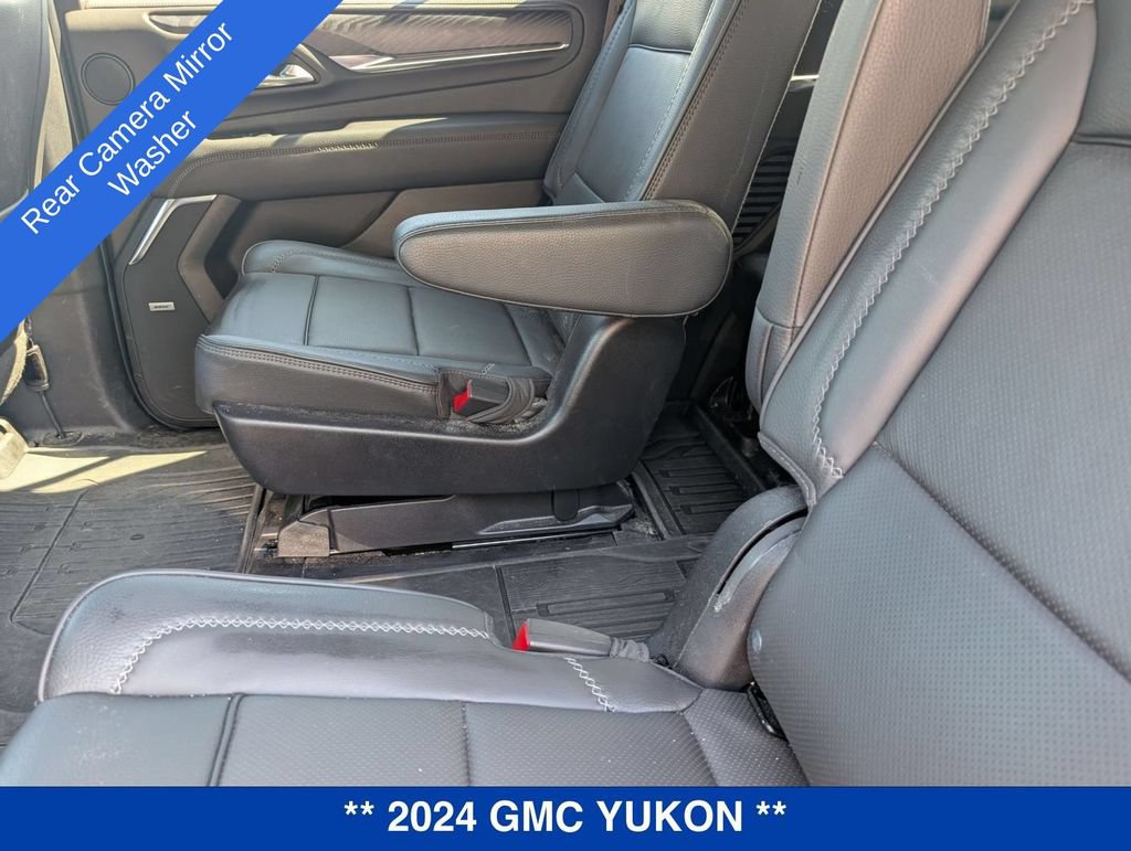 Used 2024 GMC Yukon Denali w/ Advanced Technology Package AWD/4WD image 29