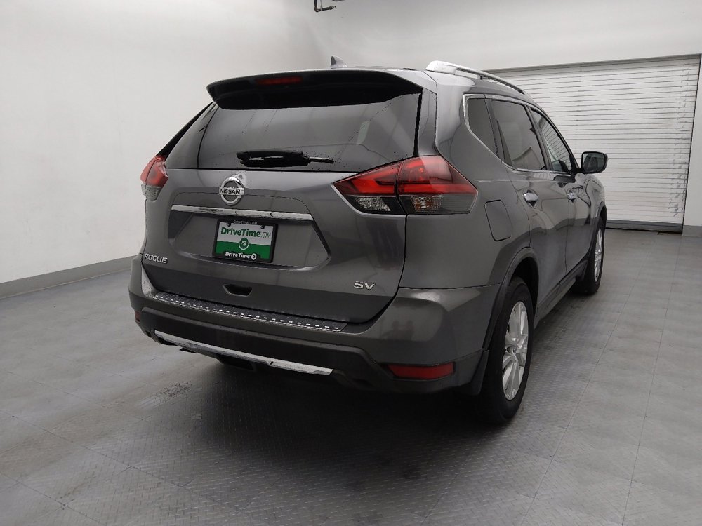 Used 2018 Nissan Rogue SV image 7