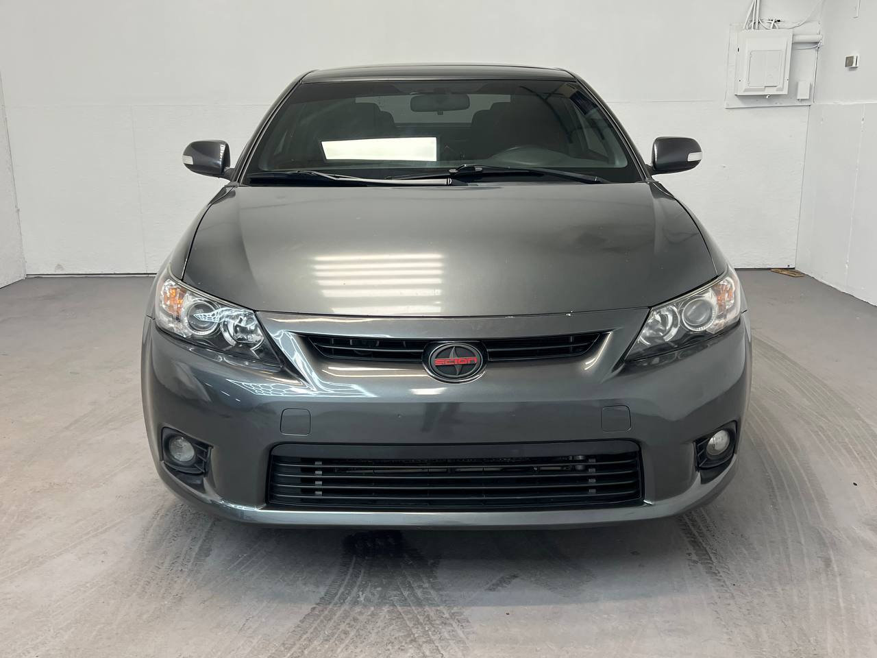 Used 2013 Scion tC image 2