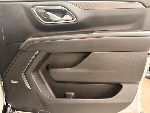 Used 2023 Chevrolet Suburban RST w/ Luxury Package AWD/4WD image 29