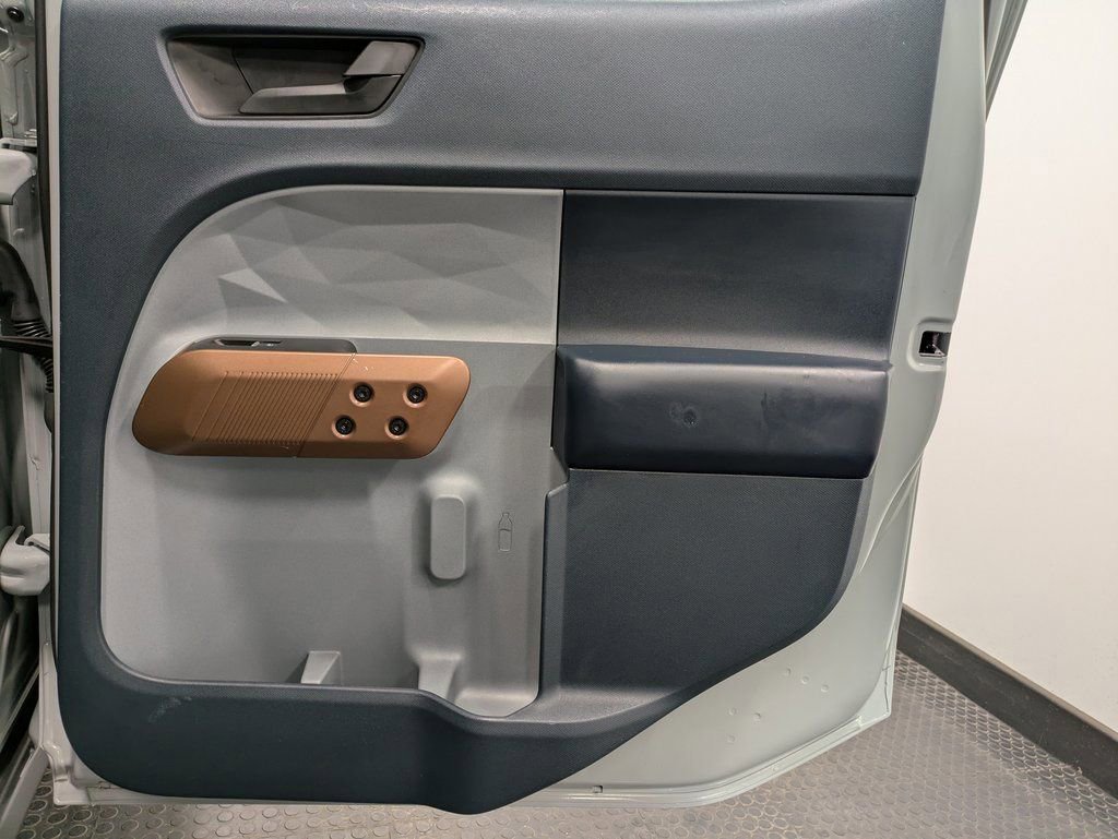 Used 2022 Ford Maverick Lariat w/ Equipment Group 500A Standard image 26