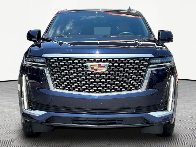 Used 2024 Cadillac Escalade ESV Premium Luxury AWD/4WD image 2