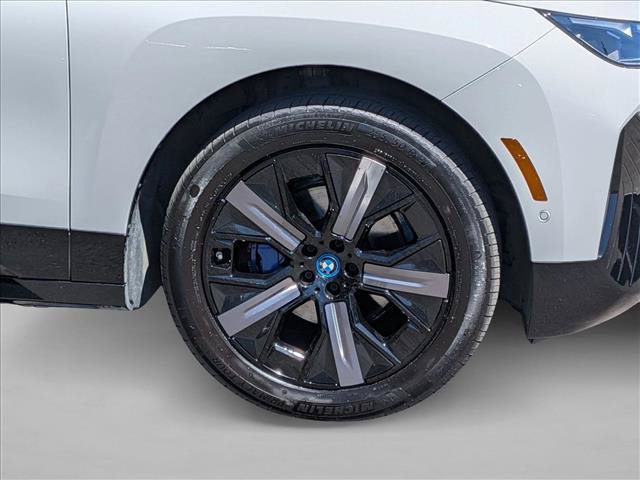 Certified 2024 BMW iX xDrive50 w/ Sport Package AWD/4WD image 25