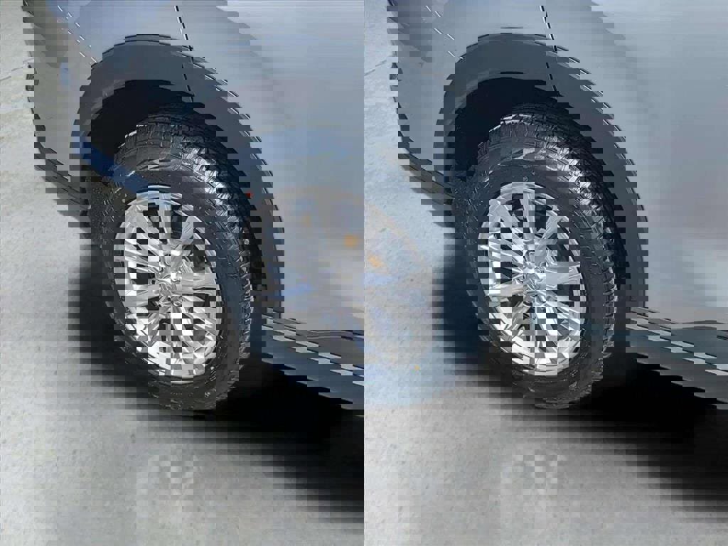 Used 2024 Honda CR-V EX image 31