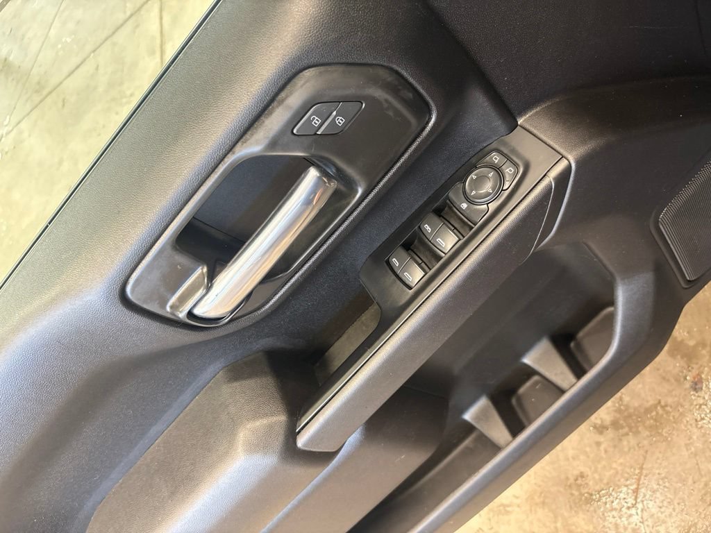 Used 2022 Chevrolet Silverado 1500 Custom AWD/4WD image 18